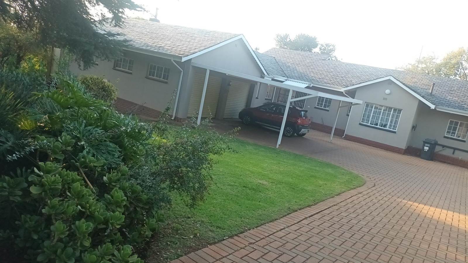 4 Bed House in Ontdekkers Park photo number 1