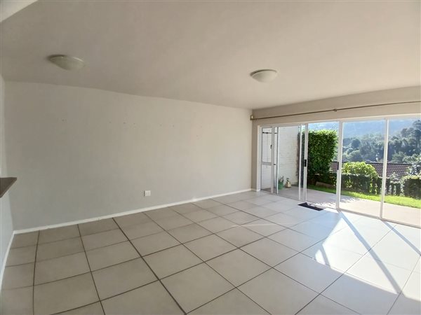 2 Bed House in Hillcrest Central