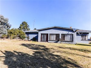 2.2 ha Farm in Unitas Park