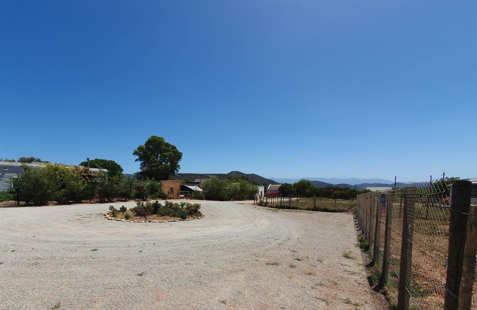976 m² Land available in McGregor photo number 14