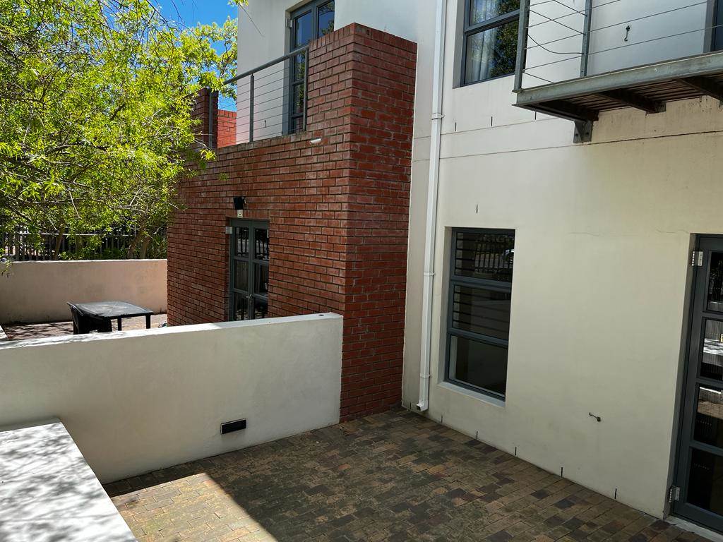 1 Bed Apartment in Stellenbosch Central photo number 21