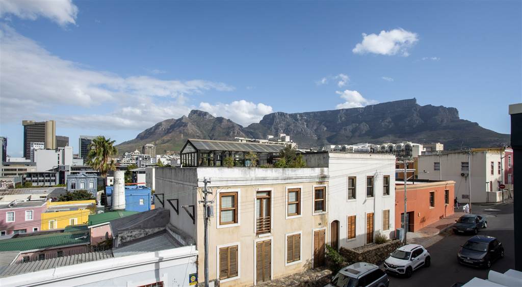 4 Bed House in Bo-Kaap photo number 12