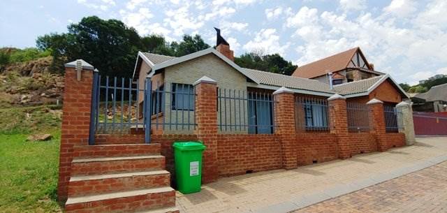 3 Bed House in Kungwini Country Estate photo number 1