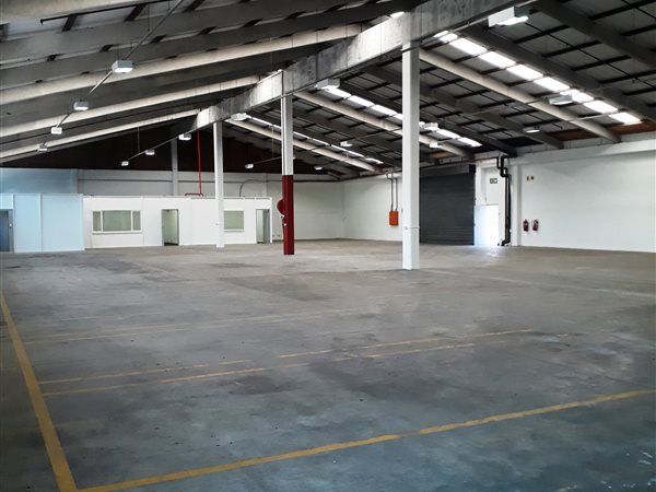 1108  m² Industrial space in Pinetown Central