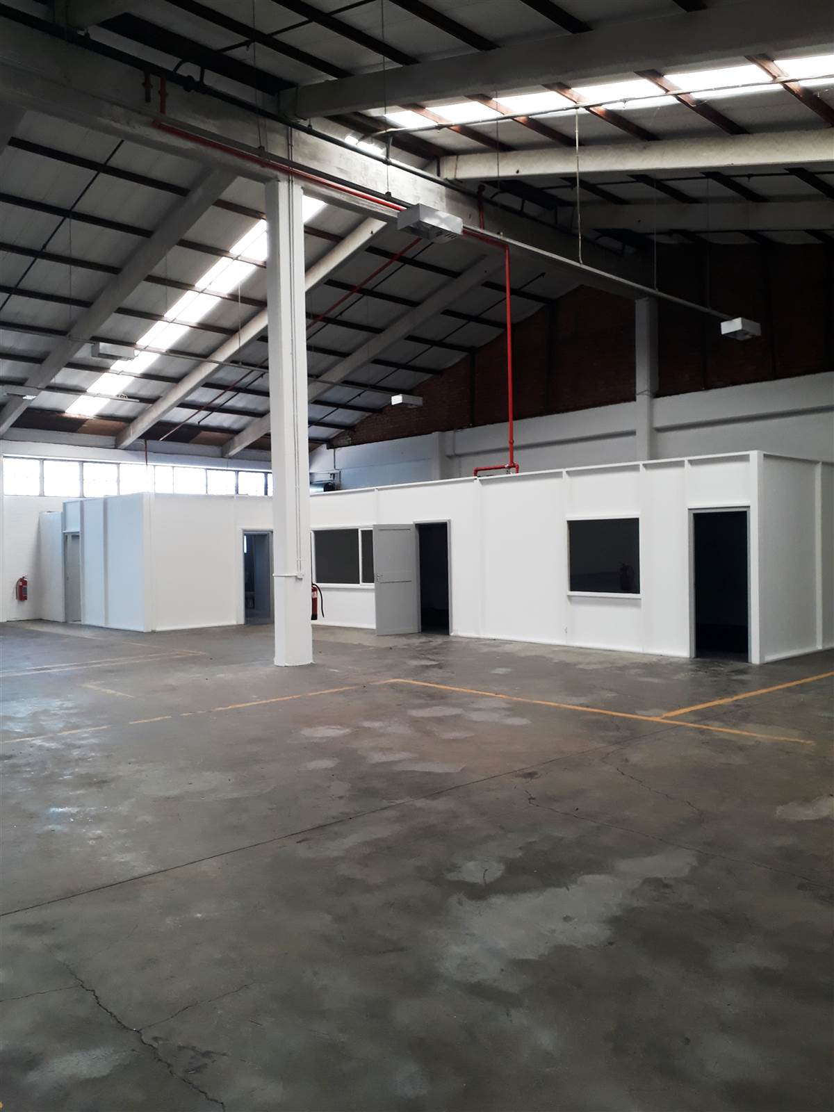 1108  m² Industrial space in Pinetown Central photo number 4