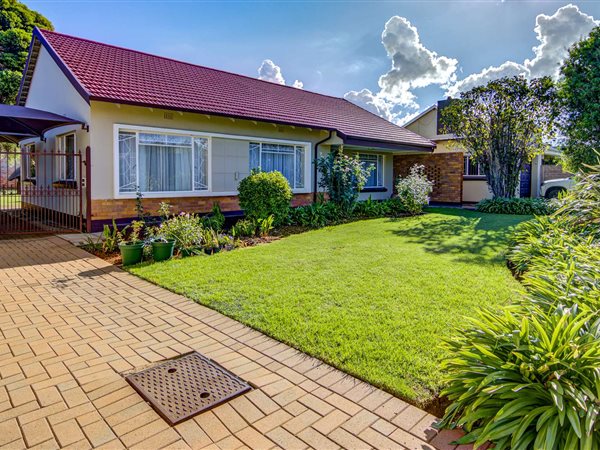 3 Bedroom House 3 Bedroom House