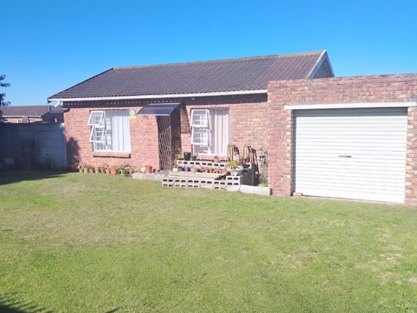 2 Bedroom House 2 Bedroom House