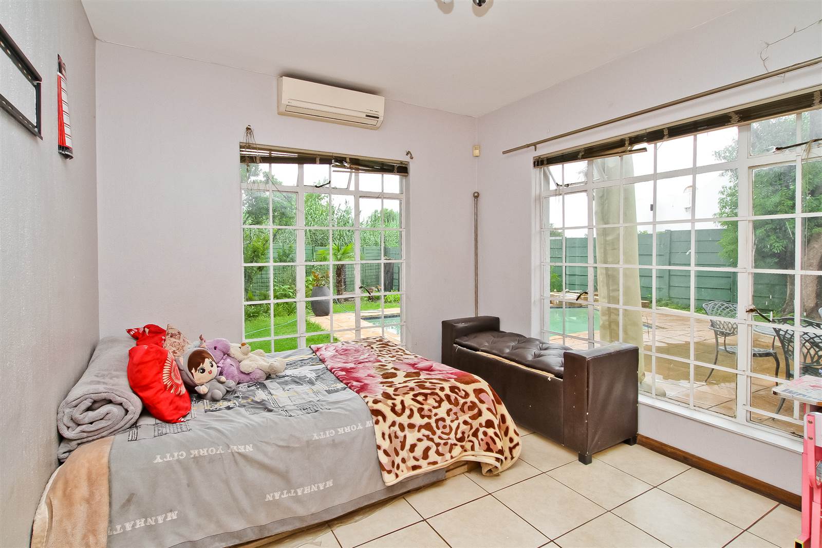 3 Bed House in Corlett Gardens photo number 17
