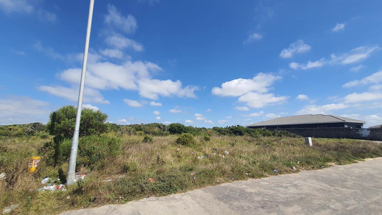 600 m² Land available in Bluewater Bay photo number 2