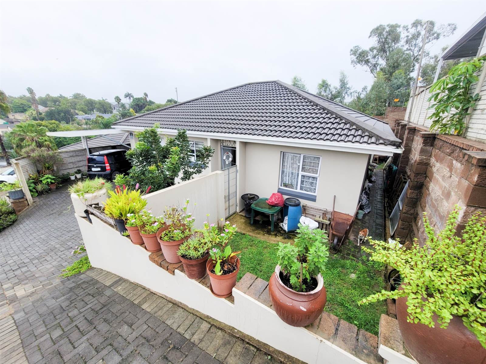 3 Bed Townhouse in Nahoon Valley Park photo number 2