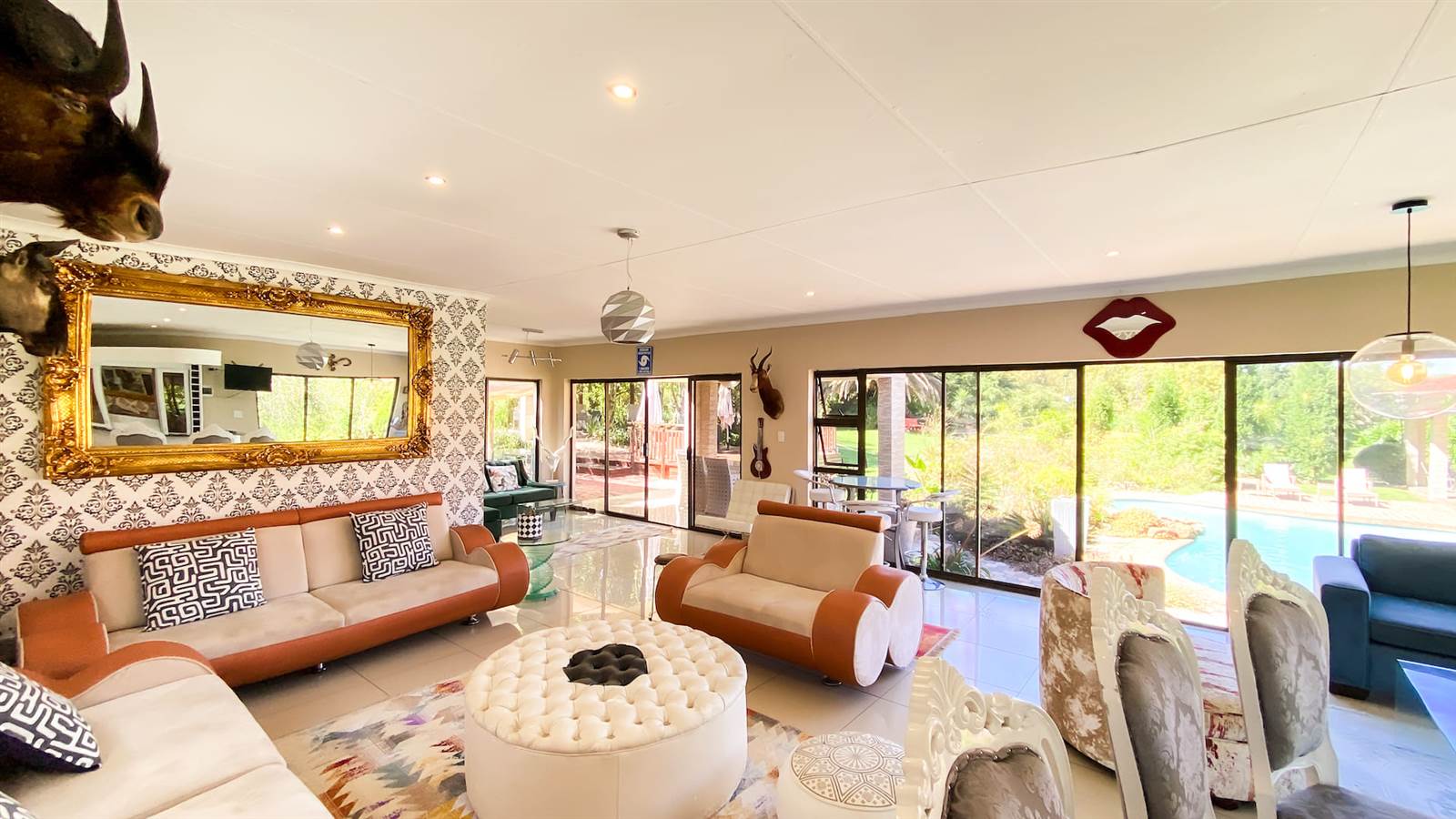 8 Bed House in Randjesfontein photo number 9
