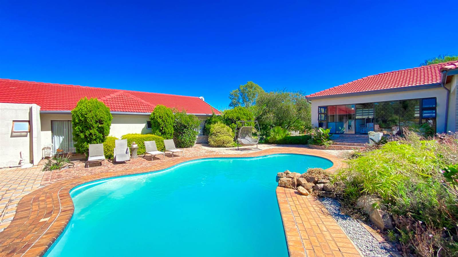8 Bed House in Randjesfontein photo number 7