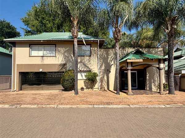 4 Bedroom House 4 Bedroom House