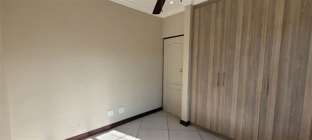 3 Bed House in Sonheuwel photo number 16