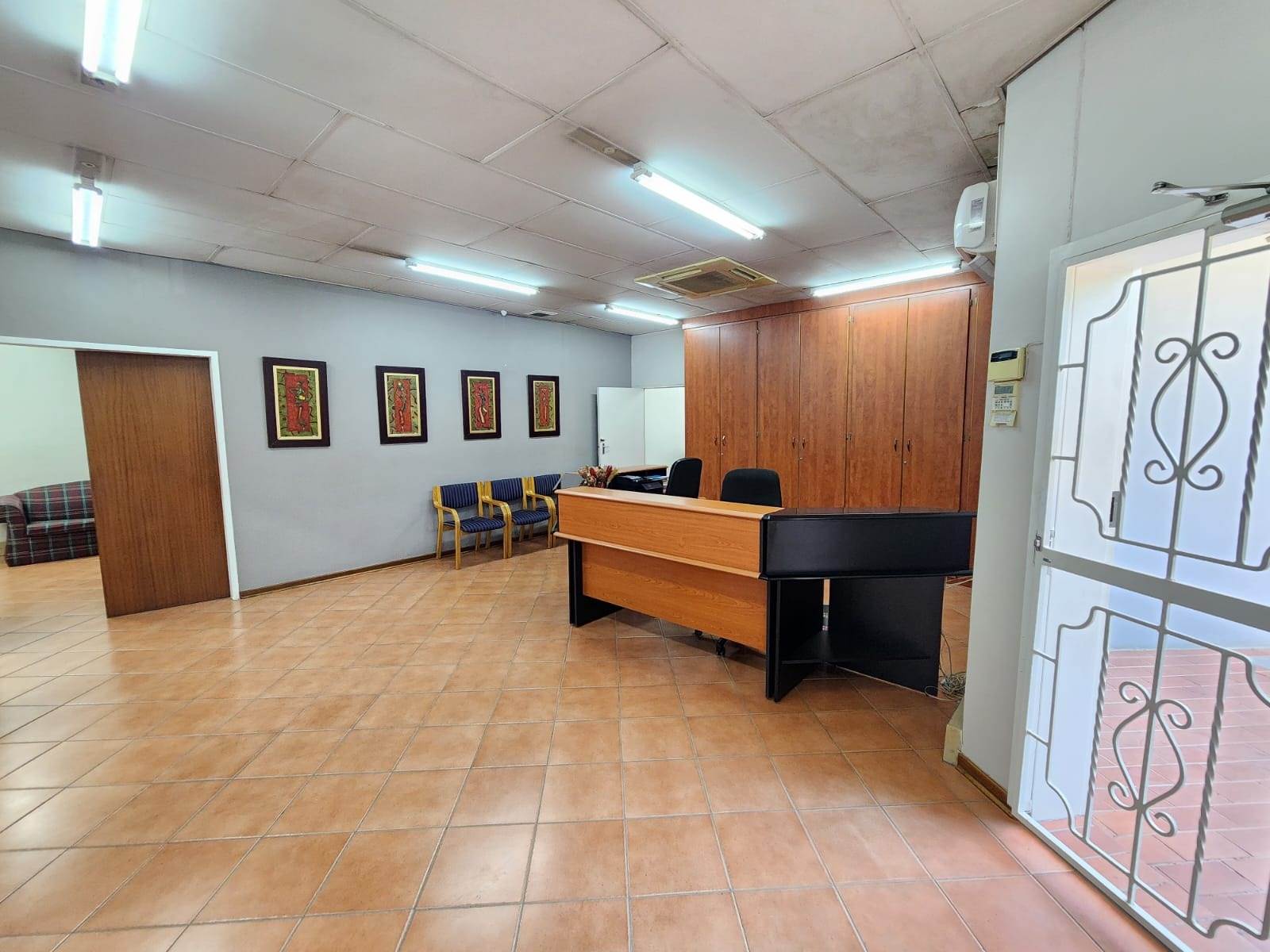 Commercial space in Rustenburg Central photo number 3