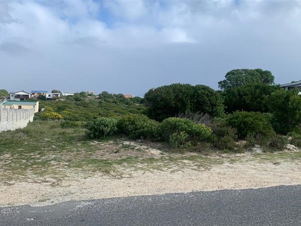 958 m² Land available in Pearly Beach