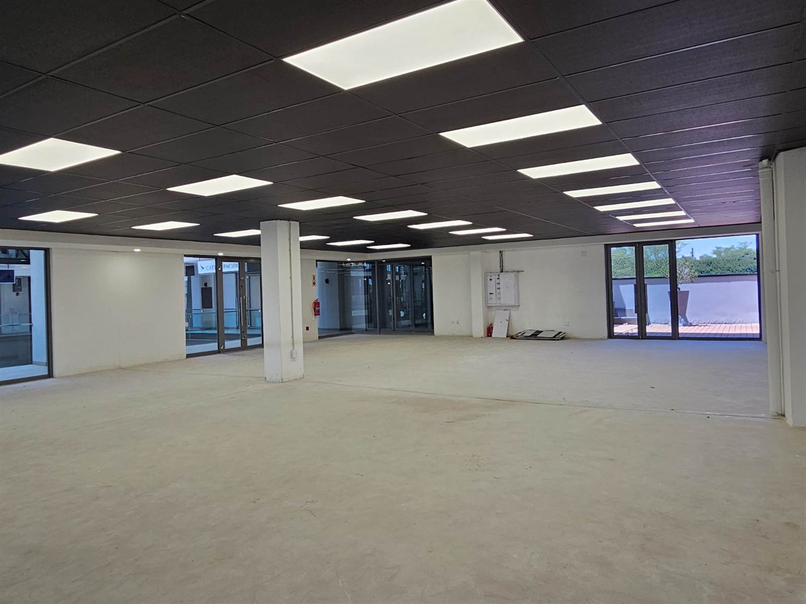 212  m² Commercial space in Fourways photo number 11
