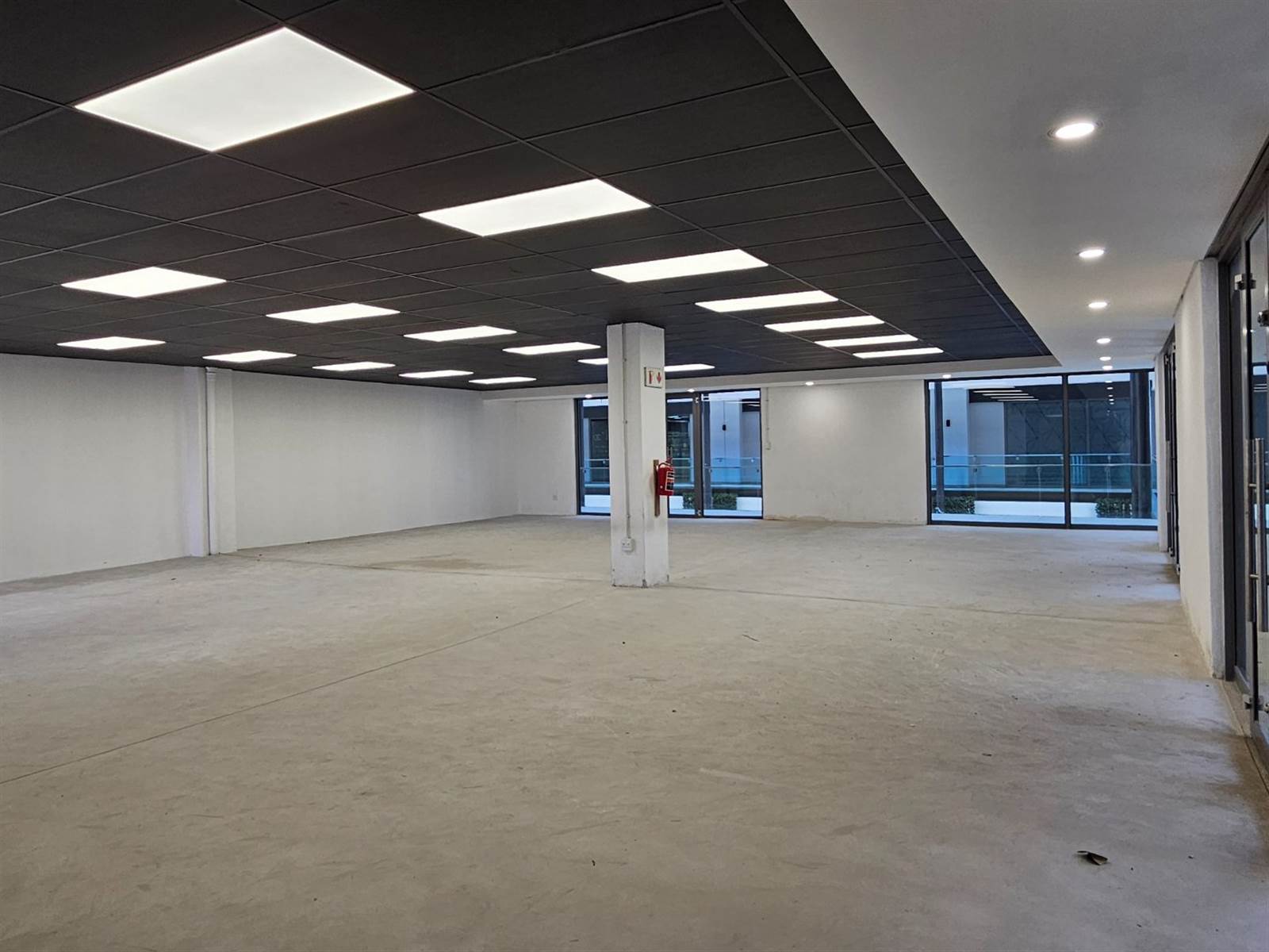 212  m² Commercial space in Fourways photo number 7