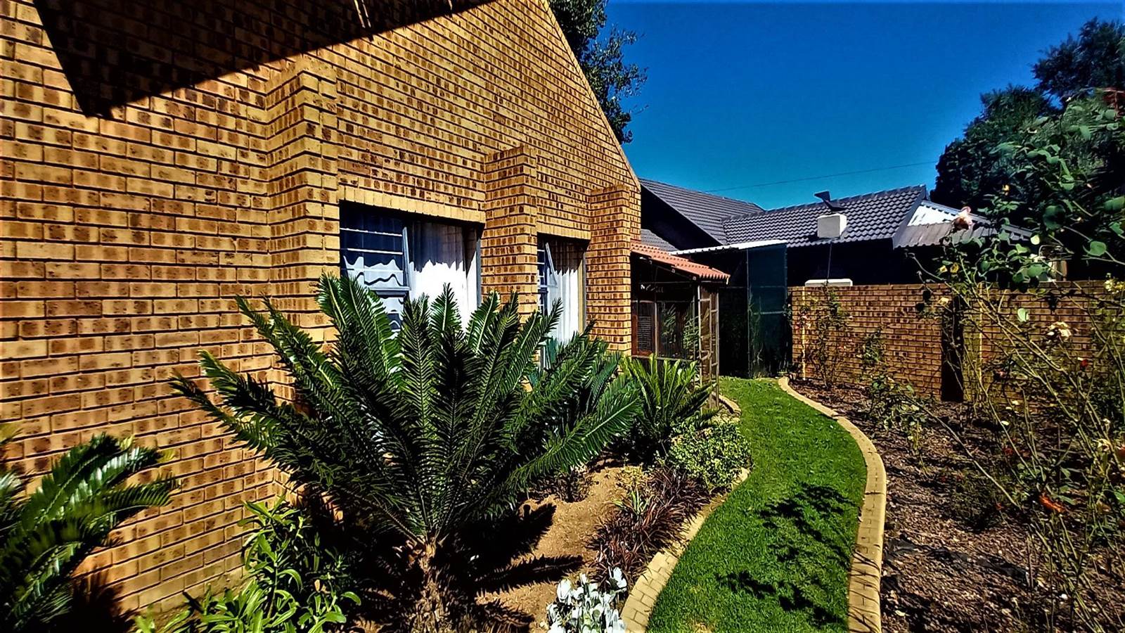 4 Bed House in Bronkhorstspruit photo number 25