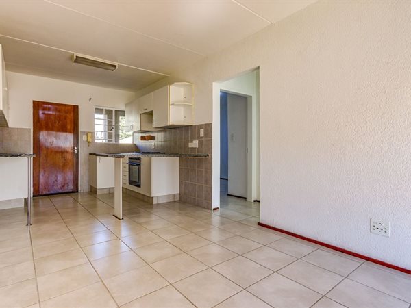 2 Bedroom Townhouse 2 Bedroom Townhouse