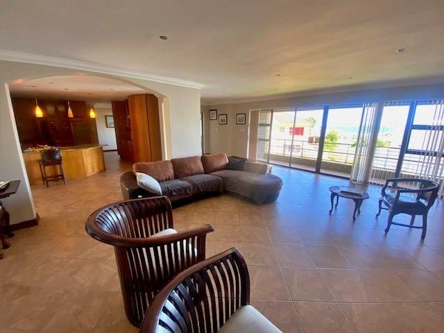7 Bed House in Outeniqua Strand photo number 5
