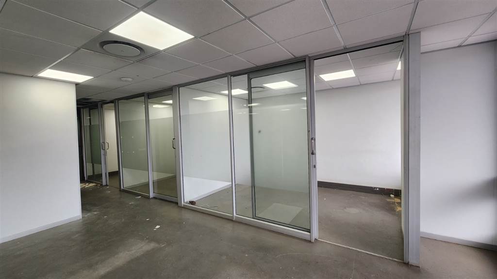 128  m² Commercial space in Centurion CBD photo number 9