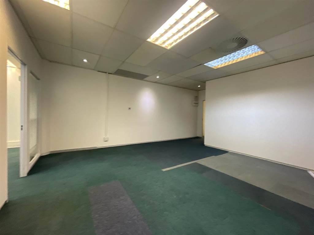 204.17  m² Commercial space in Milnerton Central photo number 2