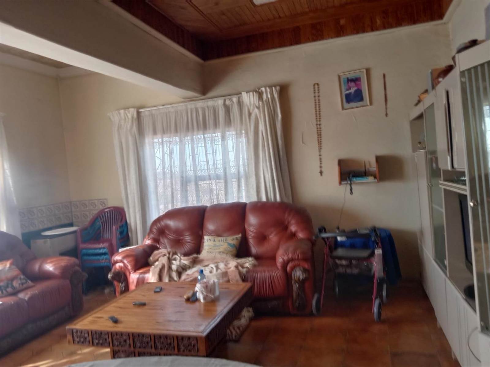 2 Bed House in Atteridgeville photo number 10