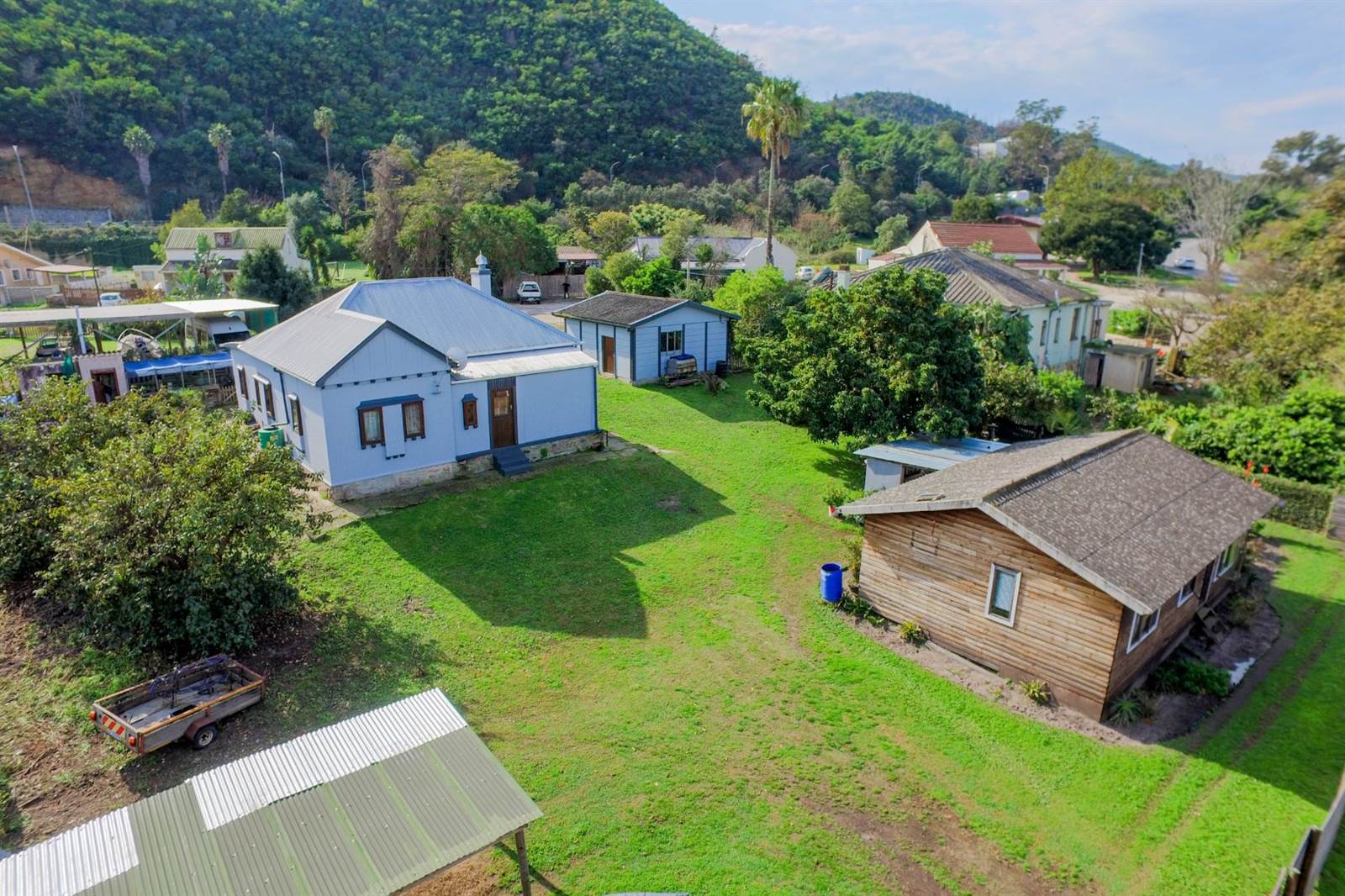 6 Bed House in Knysna Central photo number 1