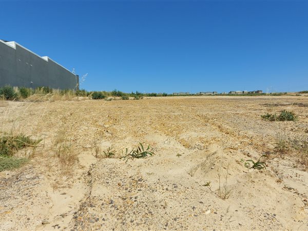 1515 m² Land available in Milnerton