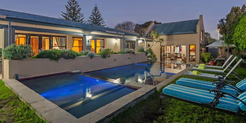 7 Bed House in Northcliff photo number 27