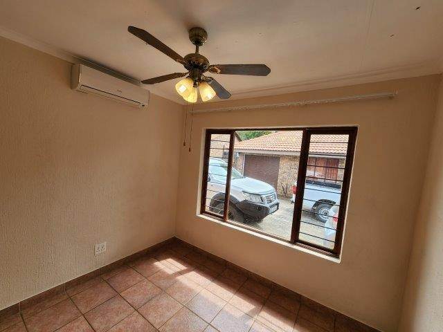 3 Bed Townhouse in Hoedspruit photo number 26