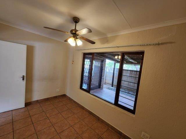 3 Bed Townhouse in Hoedspruit photo number 19