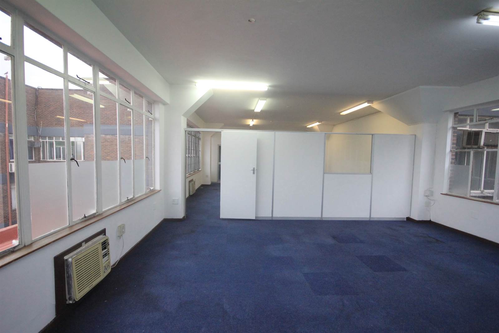 96.6  m² Commercial space in Greyville photo number 10