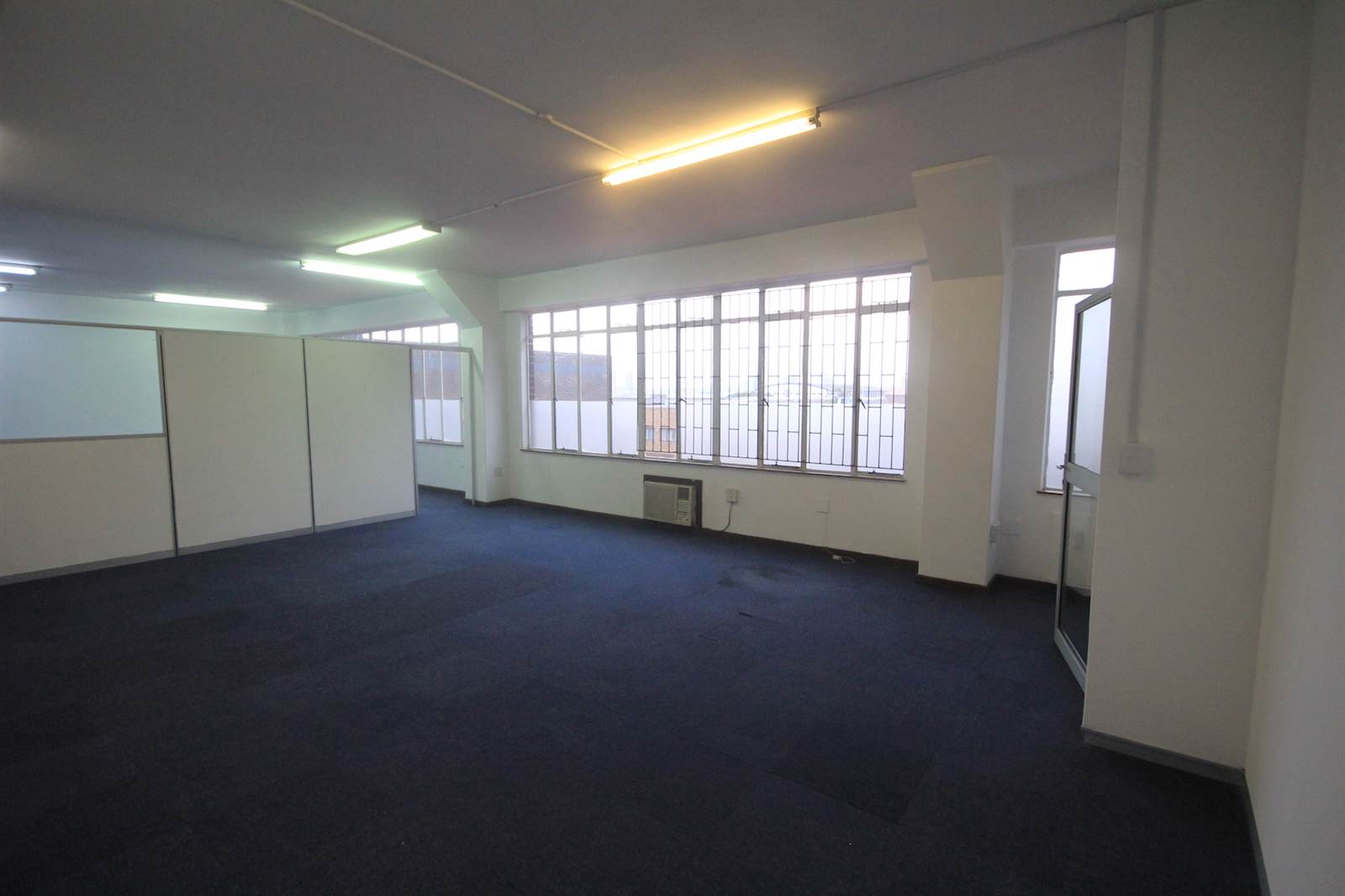 96.6  m² Commercial space in Greyville photo number 5