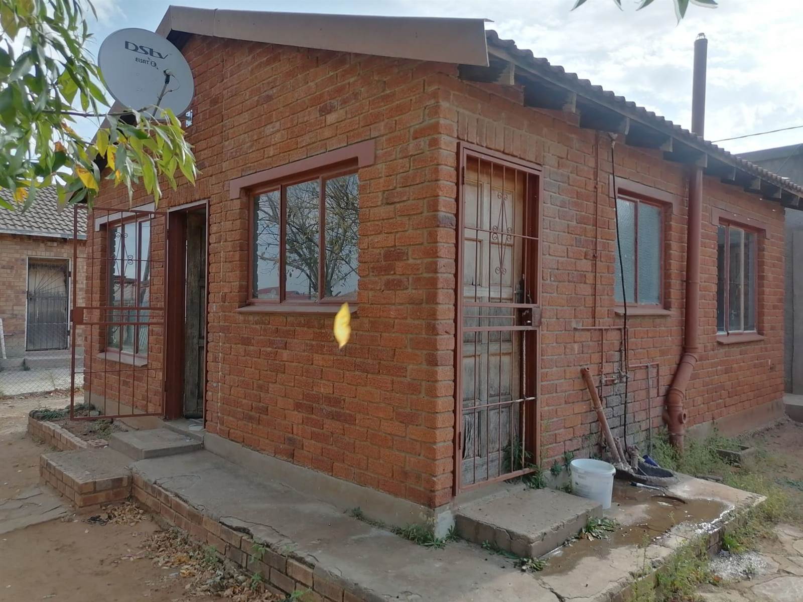 4 Bed House in Blomanda photo number 2