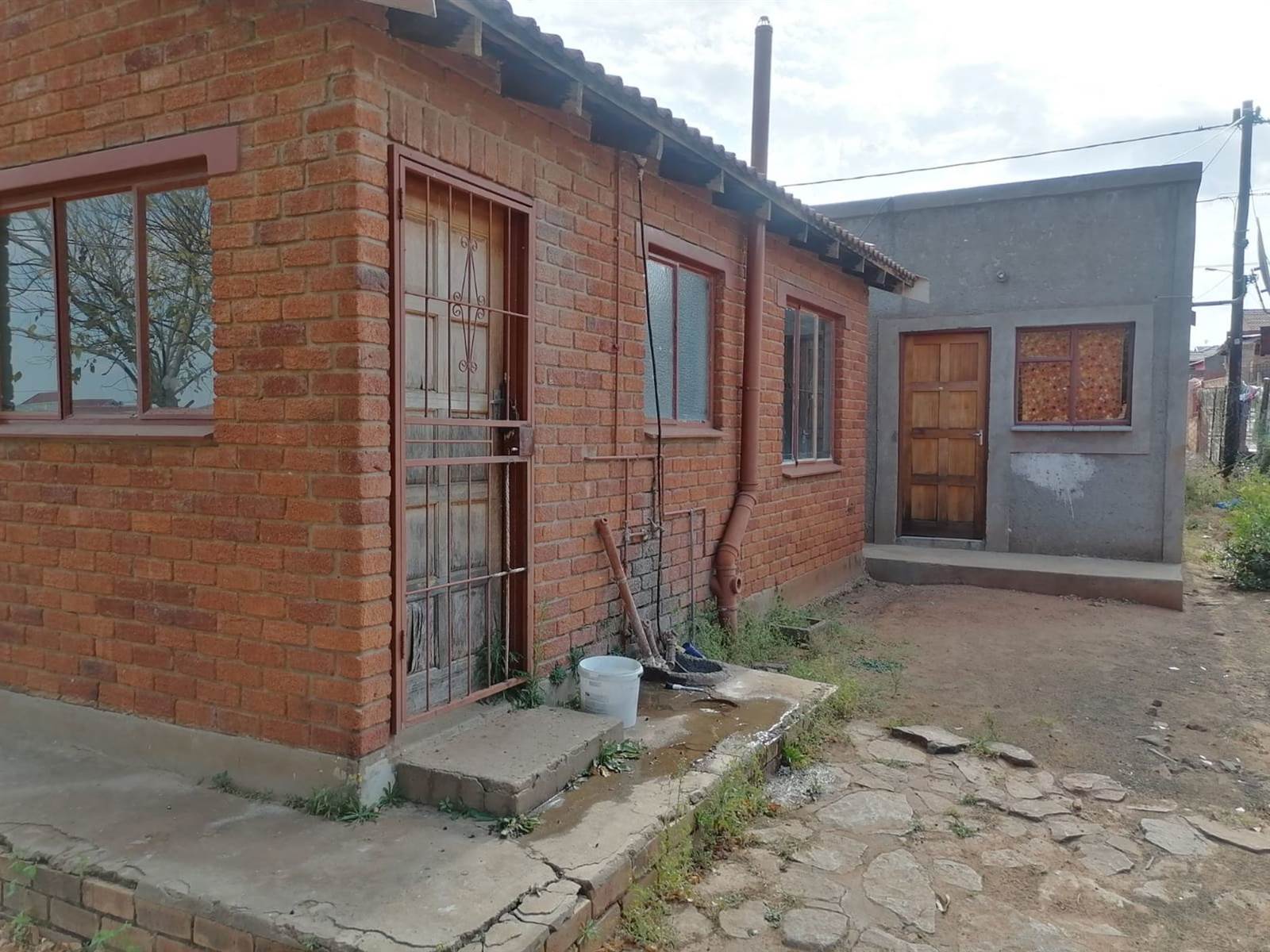 4 Bed House in Blomanda photo number 3