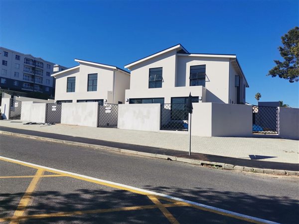 3 Bedroom House 3 Bedroom House