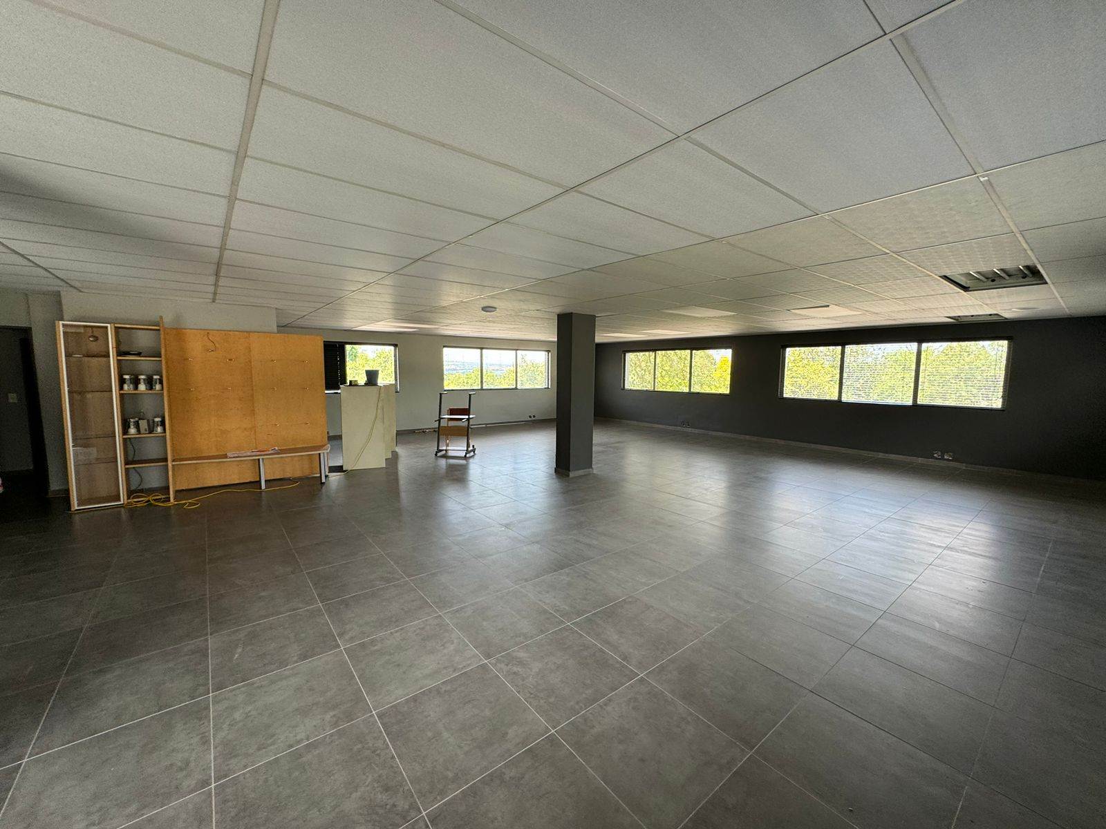630  m² Commercial space in Sunninghill photo number 21