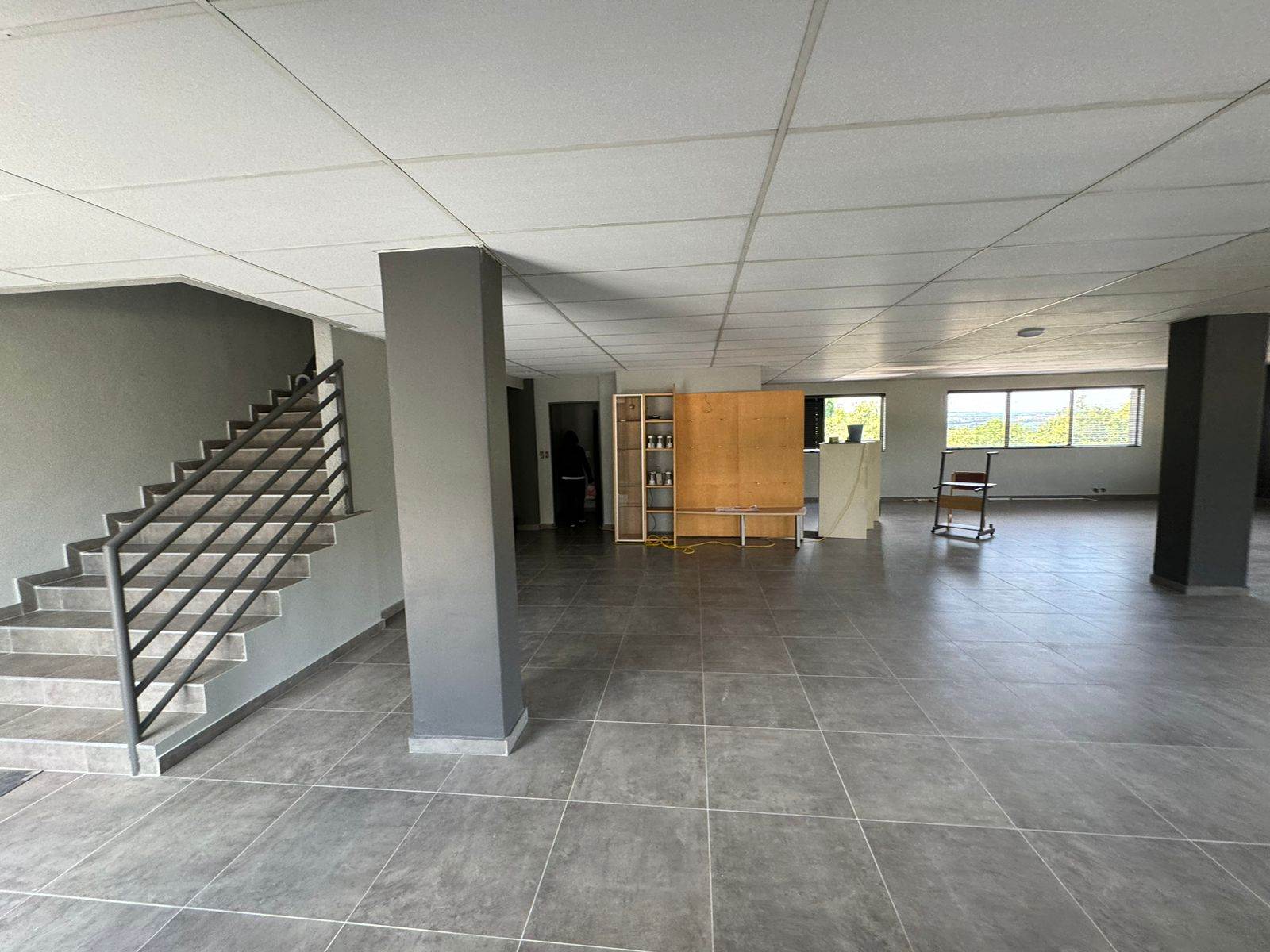 630  m² Commercial space in Sunninghill photo number 18