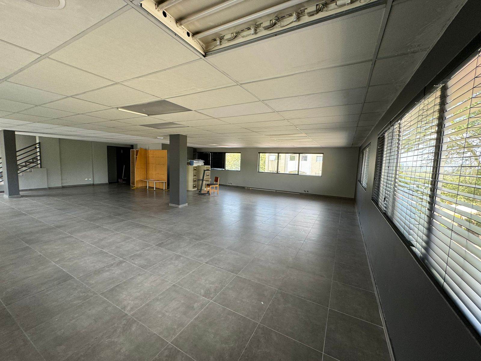 630  m² Commercial space in Sunninghill photo number 14