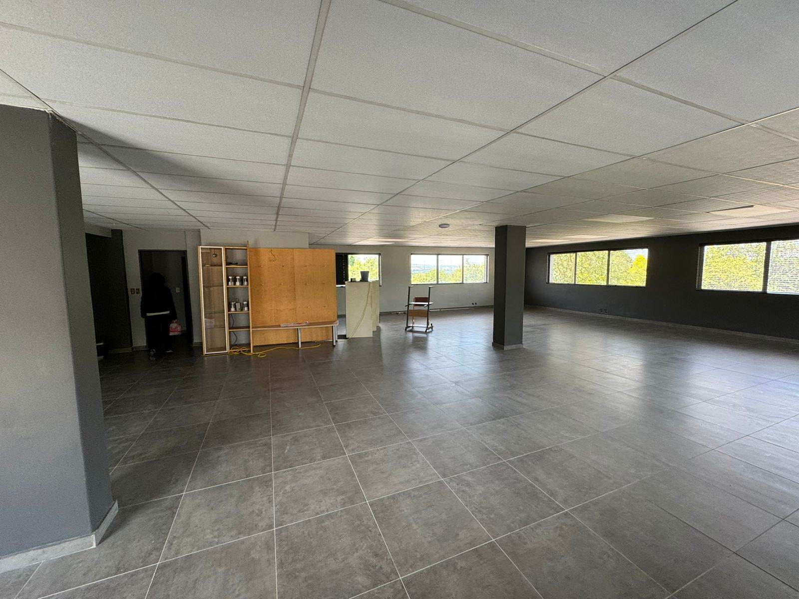 630  m² Commercial space in Sunninghill photo number 20