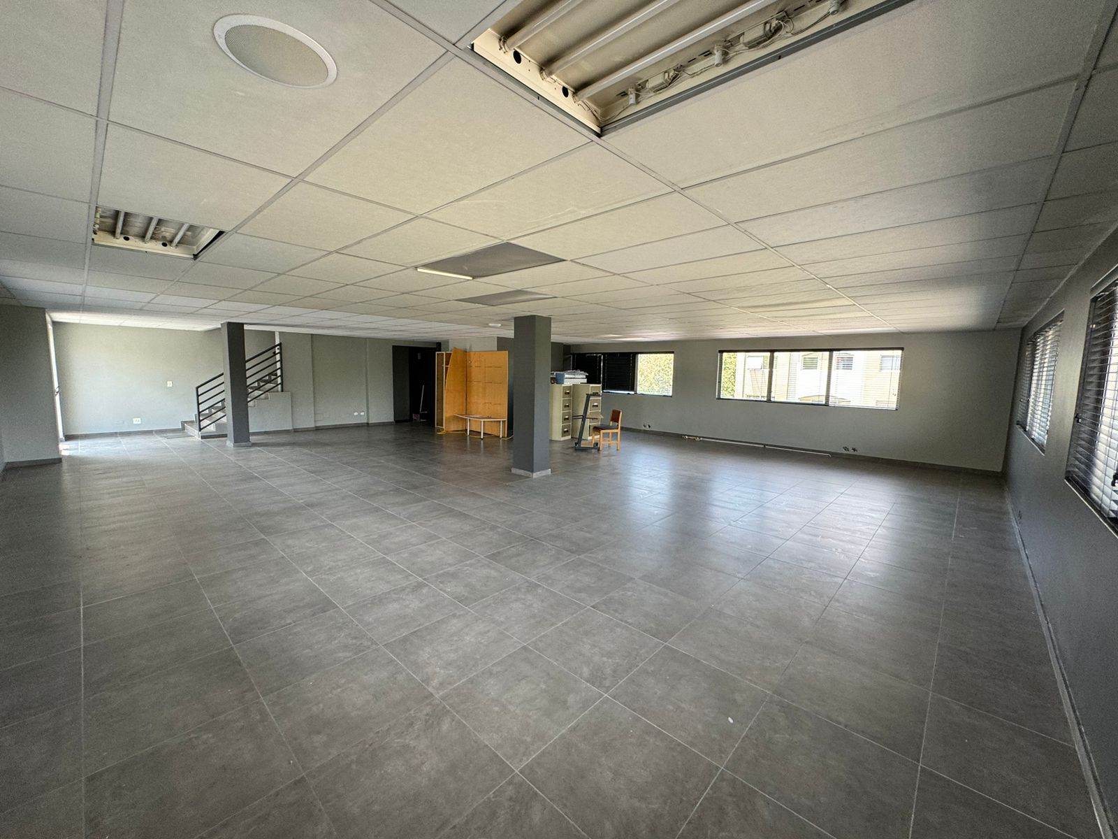 630  m² Commercial space in Sunninghill photo number 16