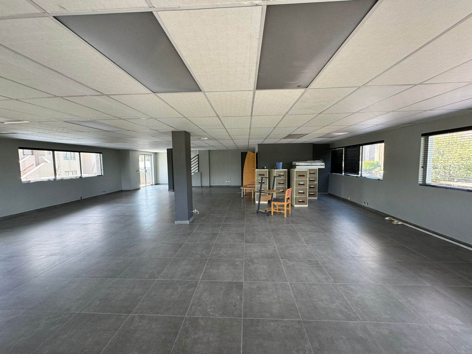 630  m² Commercial space in Sunninghill photo number 12