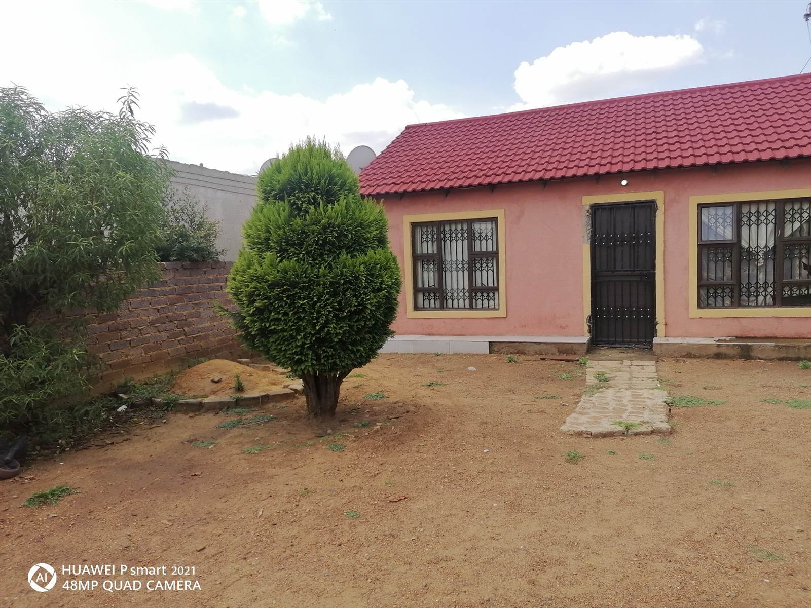 4 Bed House in Orange Farm photo number 5