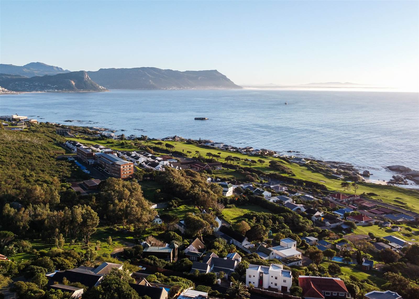 735 m² Land available in Simons Town photo number 5