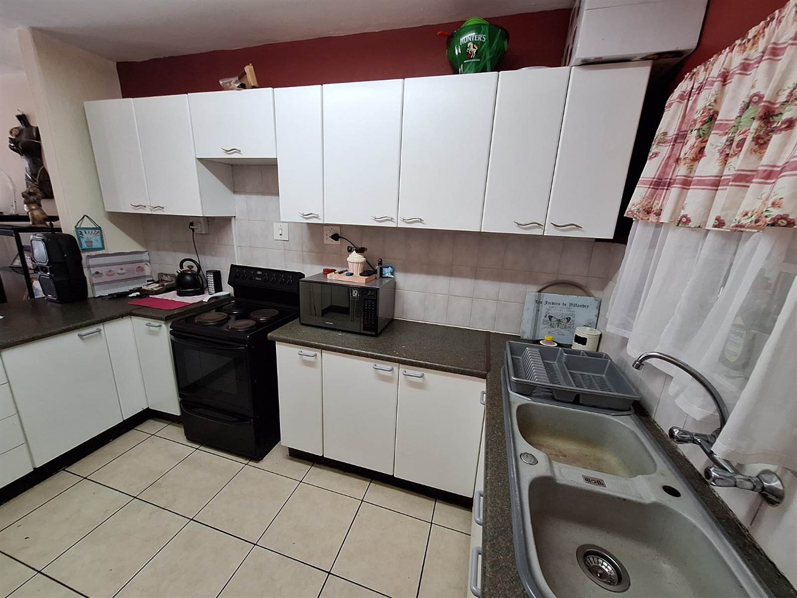 3 Bed Apartment in Krugersdorp North photo number 5