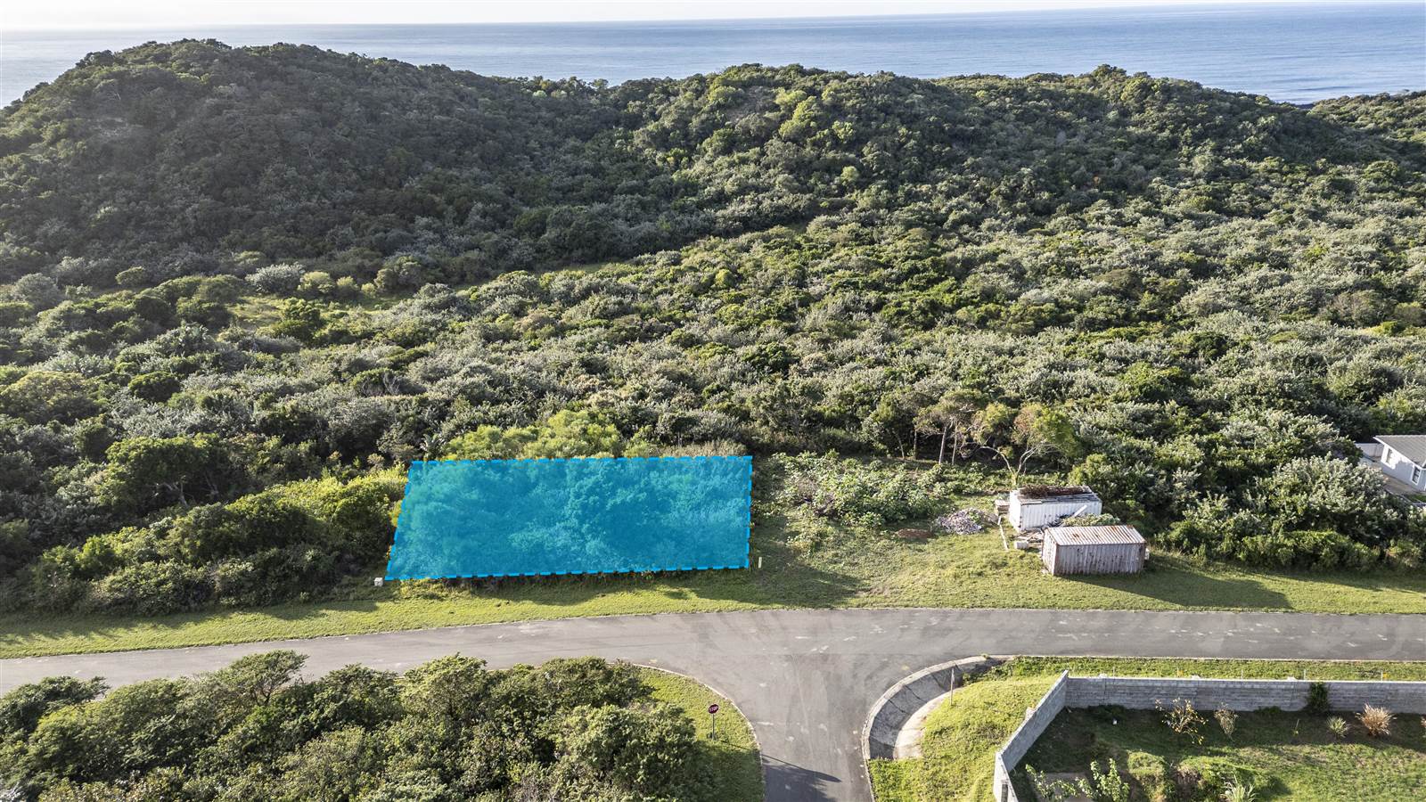864 m² Land available in Cintsa photo number 1