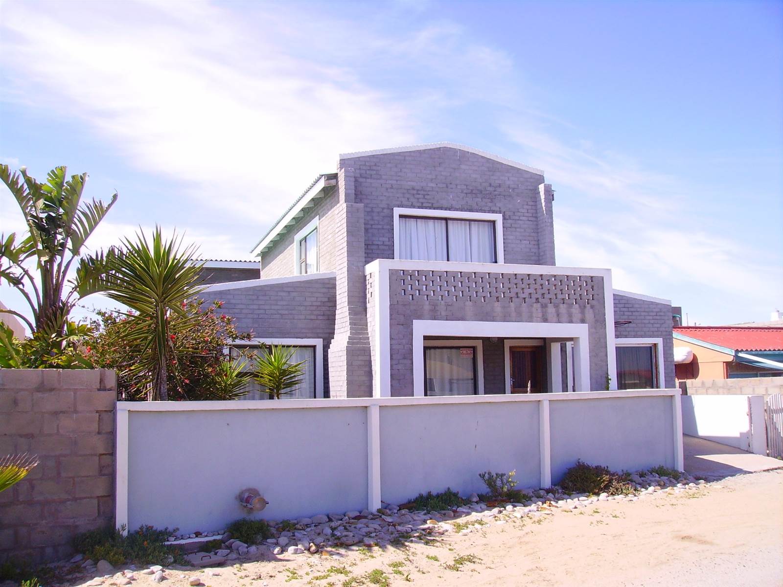 7 Bed House in Port Nolloth photo number 1