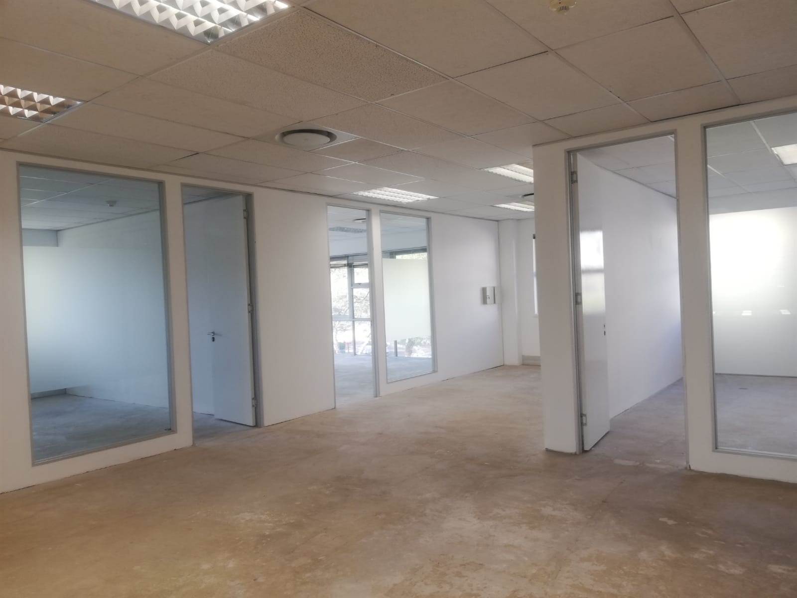 723.5  m² Commercial space in Woodmead photo number 11